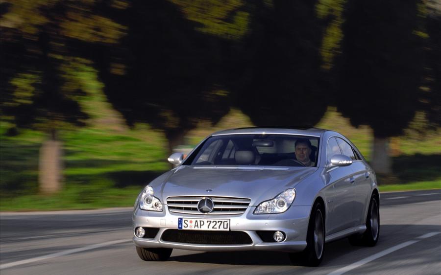  Mercedes-Benz CLS63 AMG 2009 года  (фото 26 из 46)